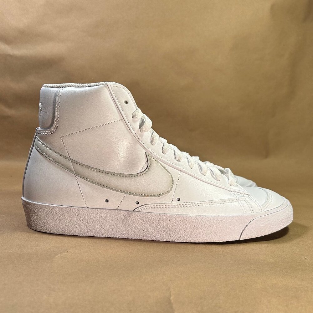 Nike Blazer Mid 77 Leather Sneakers